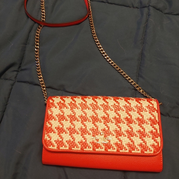 Kate Spade pink houndstooth crossbody/clutch wallet NWT - Picture 1 of 8